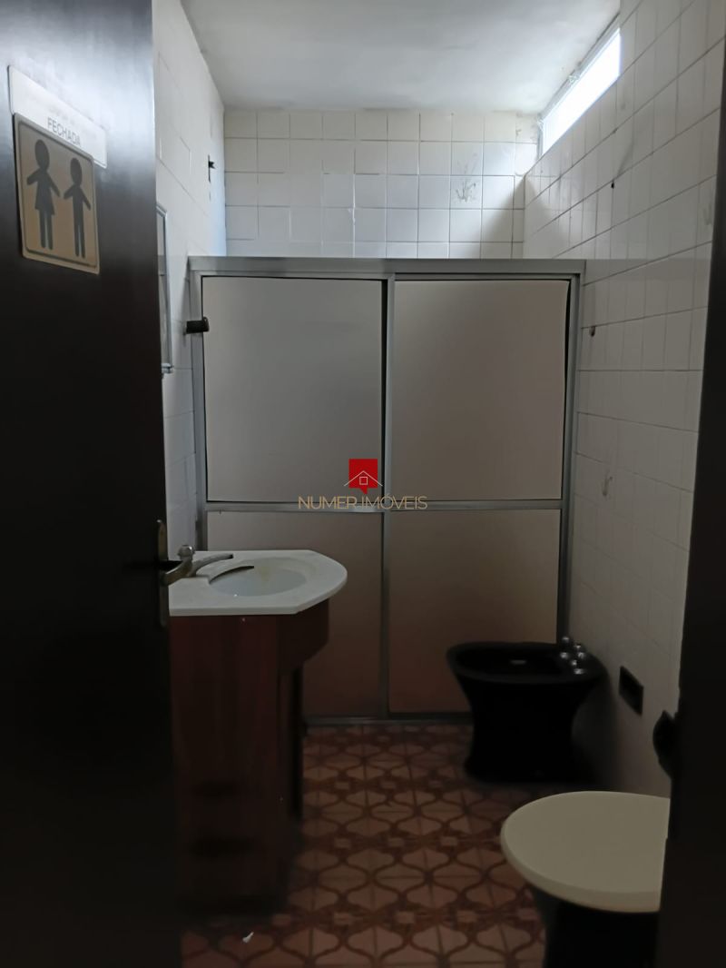 ALUGO SOBRADO NA AVENIDA BENTO GONCALVES 