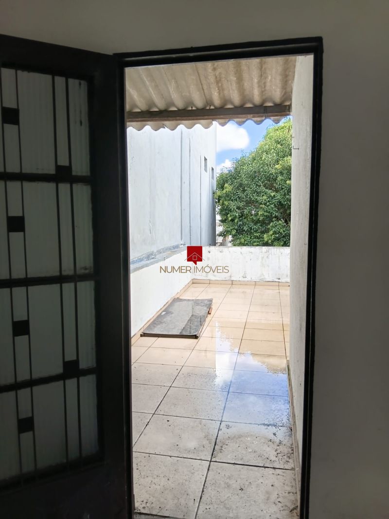 ALUGO SOBRADO NA AVENIDA BENTO GONCALVES 