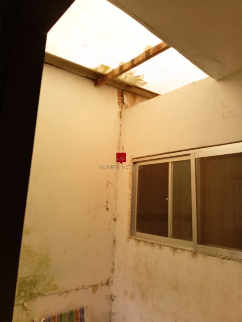 ALUGO SOBRADO NA AVENIDA BENTO GONCALVES 