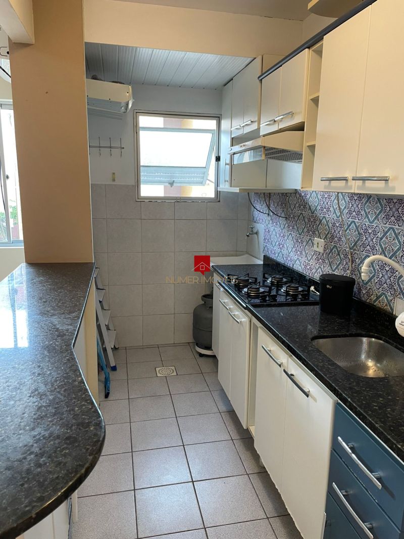 APARTAMENTO SEMIMOBILIADO NA AVENIDA SALGADO FILHO