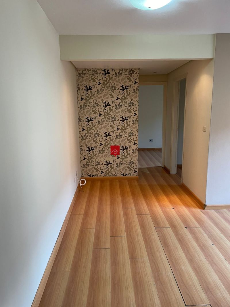 APARTAMENTO SEMIMOBILIADO NA AVENIDA SALGADO FILHO