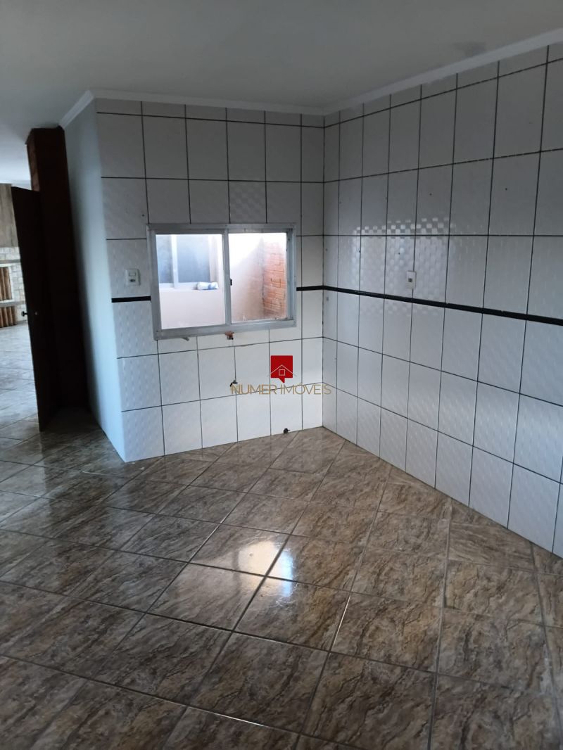 ALUGO SOBRADO NAS TRÊSVENDAS 