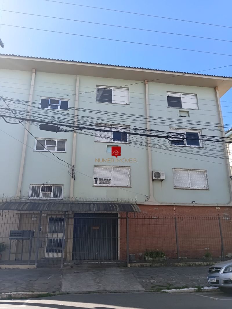 APARTAMENTO MOBILIADO COM GARAGEM COBERTA