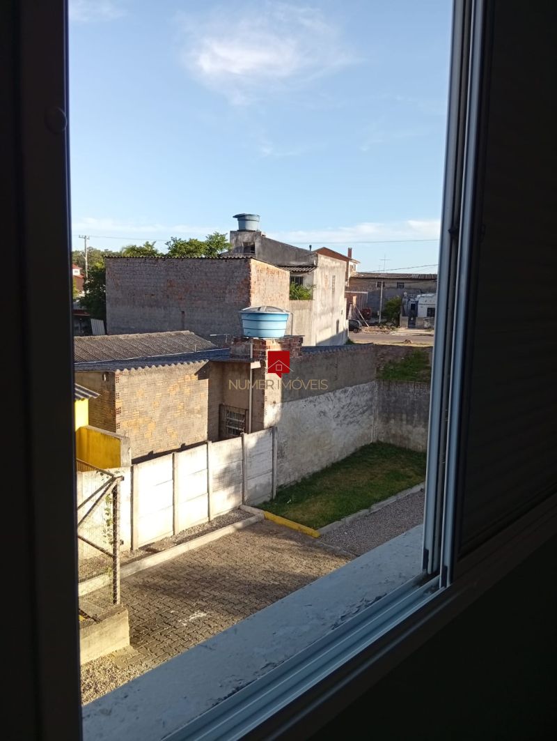 APARTAMENTO SEMIMOBILIADO EM CONDOMINIO COM PISCINA
