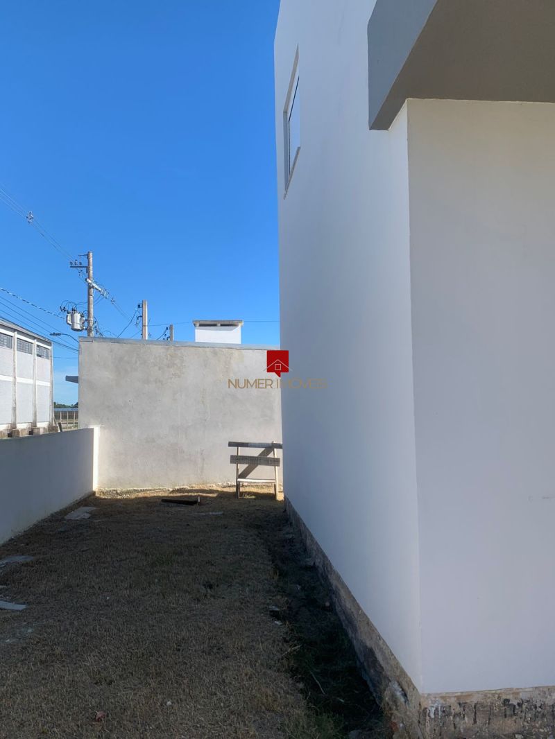CASA 3Dormitórios no bairro LARANJAL em PELOTAS