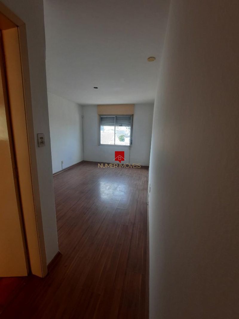 APARTAMENTO 2 DORMITÓRIOS NA DEODORO