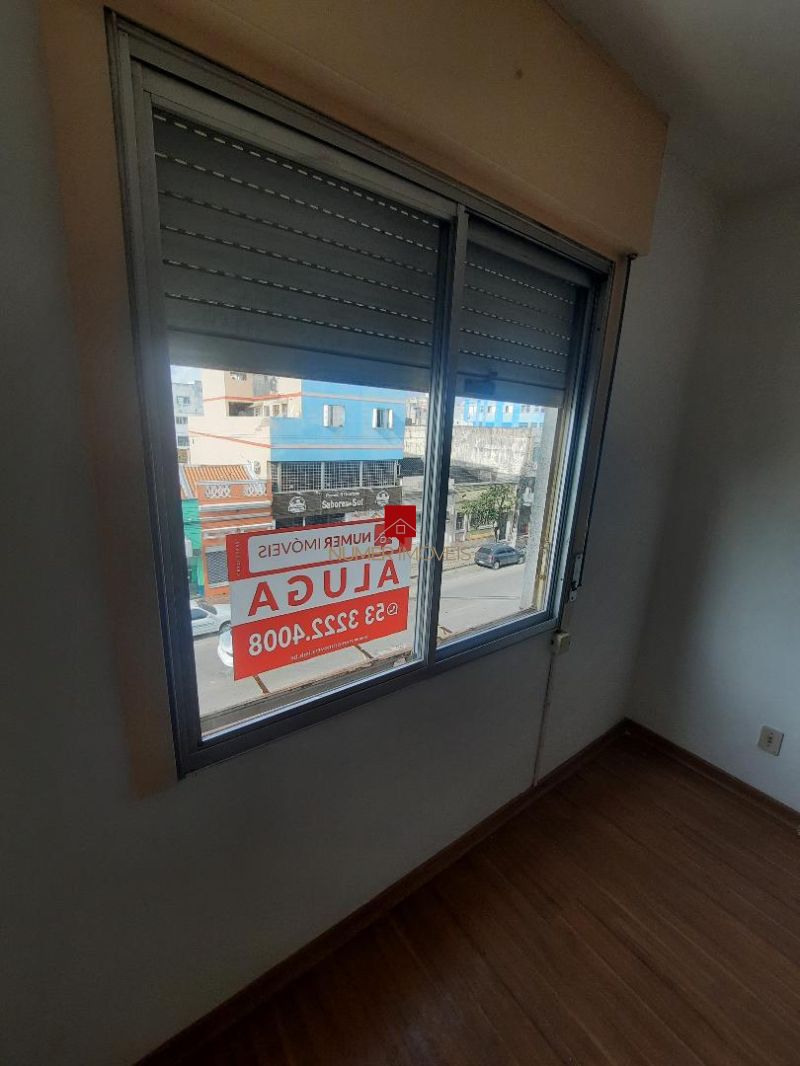 APARTAMENTO 2 DORMITÓRIOS NA DEODORO