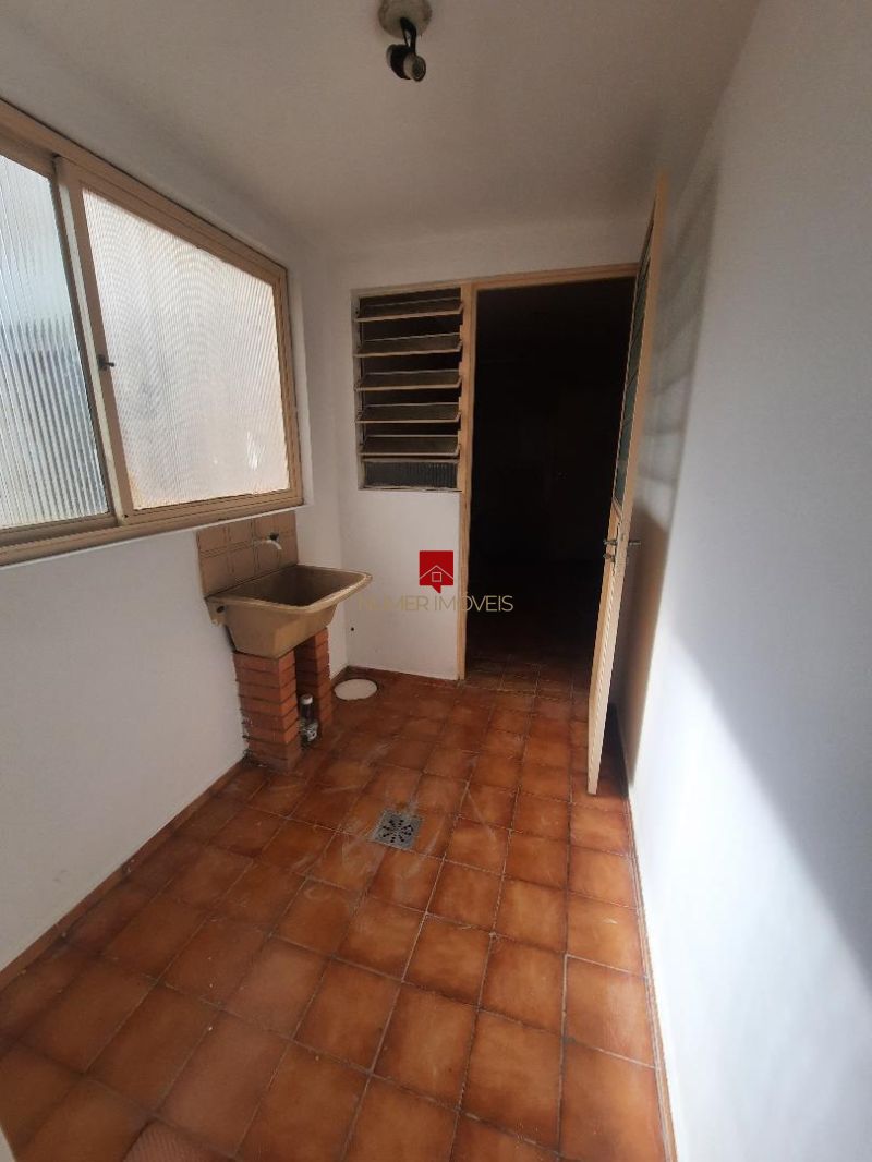 APARTAMENTO 2 DORMITÓRIOS NA DEODORO