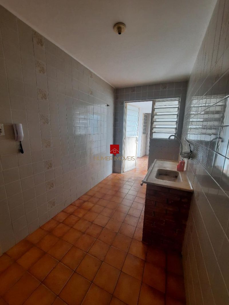 APARTAMENTO 2 DORMITÓRIOS NA DEODORO