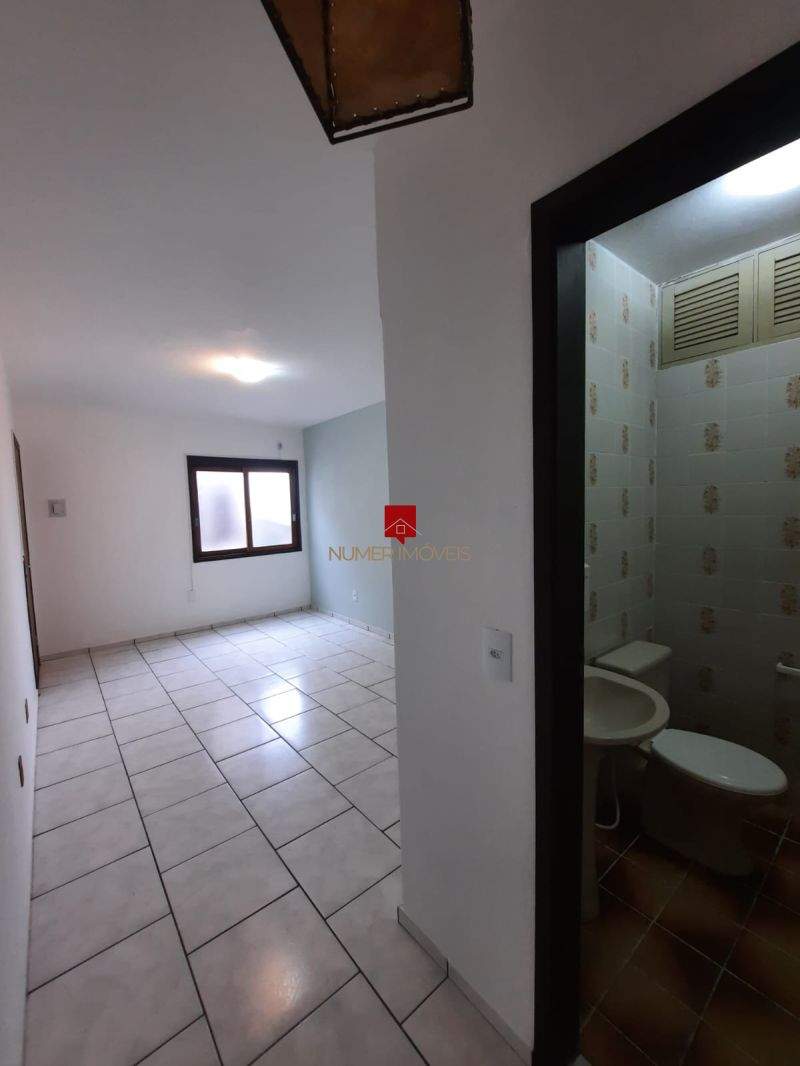 ALUGO SALA COMERCIAL PROXIMO A AV. BENTO GOÇALVES