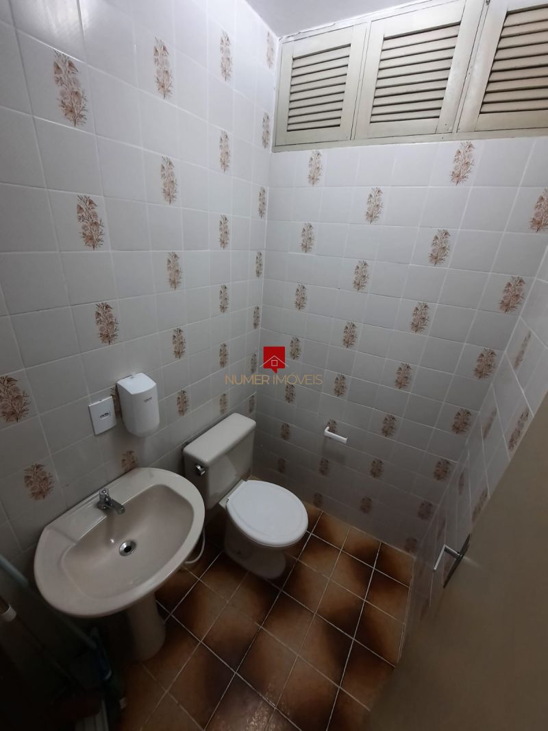 ALUGO SALA COMERCIAL PROXIMO A AV. BENTO GOÇALVES