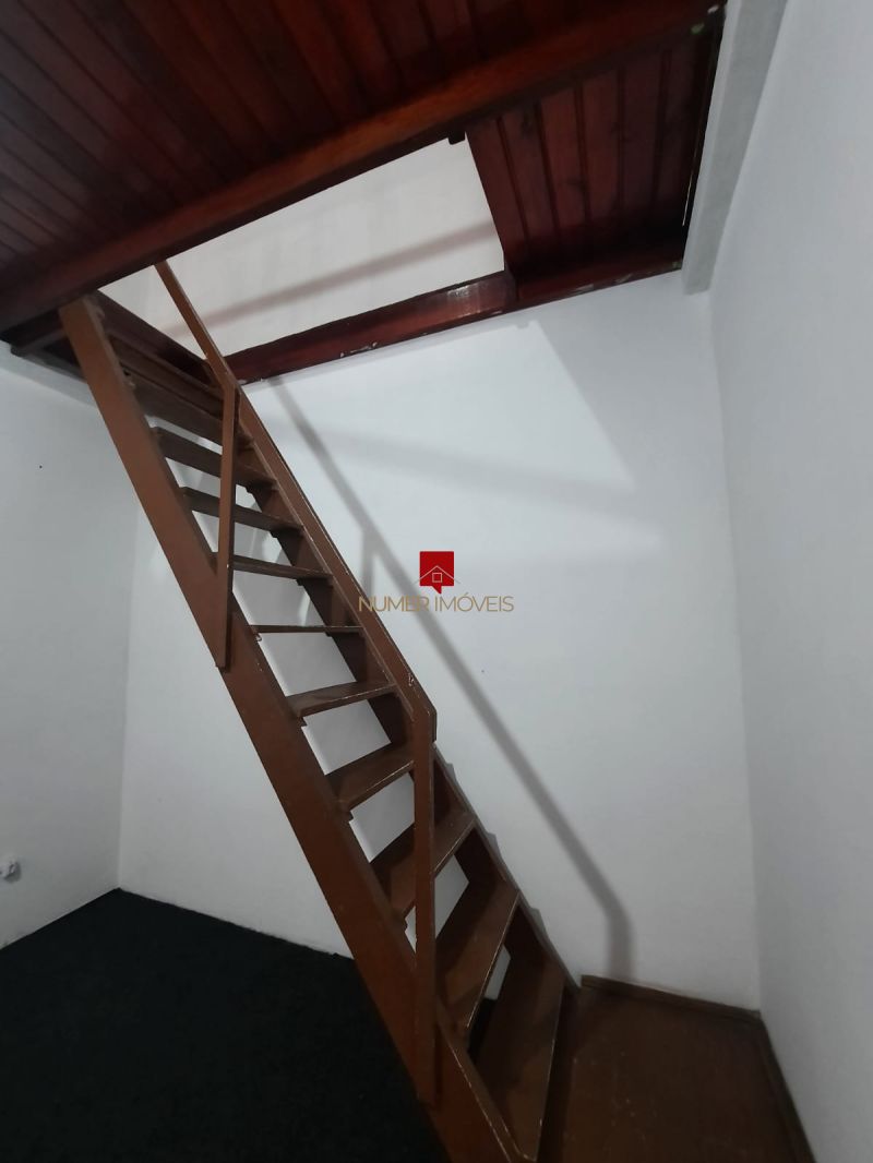 SALA COMERCIAL PARA LOCAÇÃO NA AVENIDA DUQUE DE CAXIAS! 