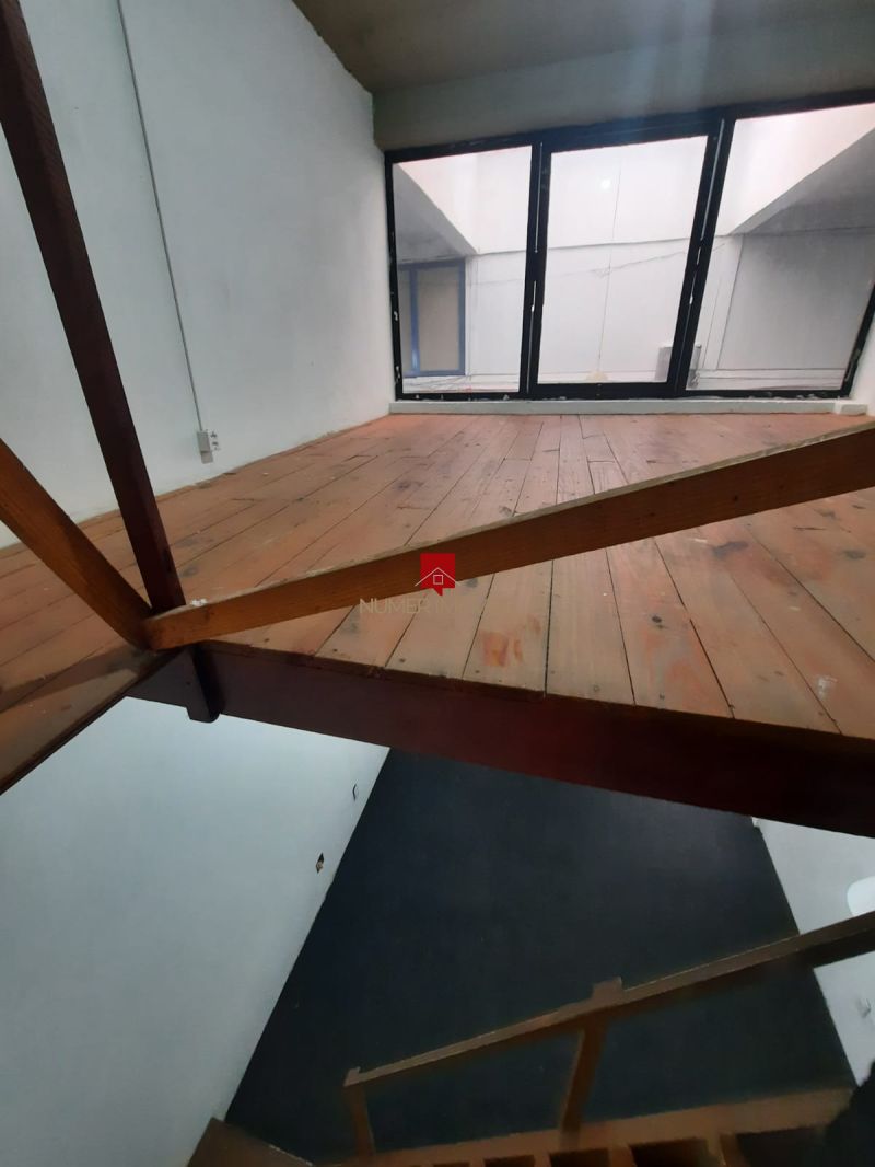 SALA COMERCIAL PARA LOCAÇÃO NA AVENIDA DUQUE DE CAXIAS! 