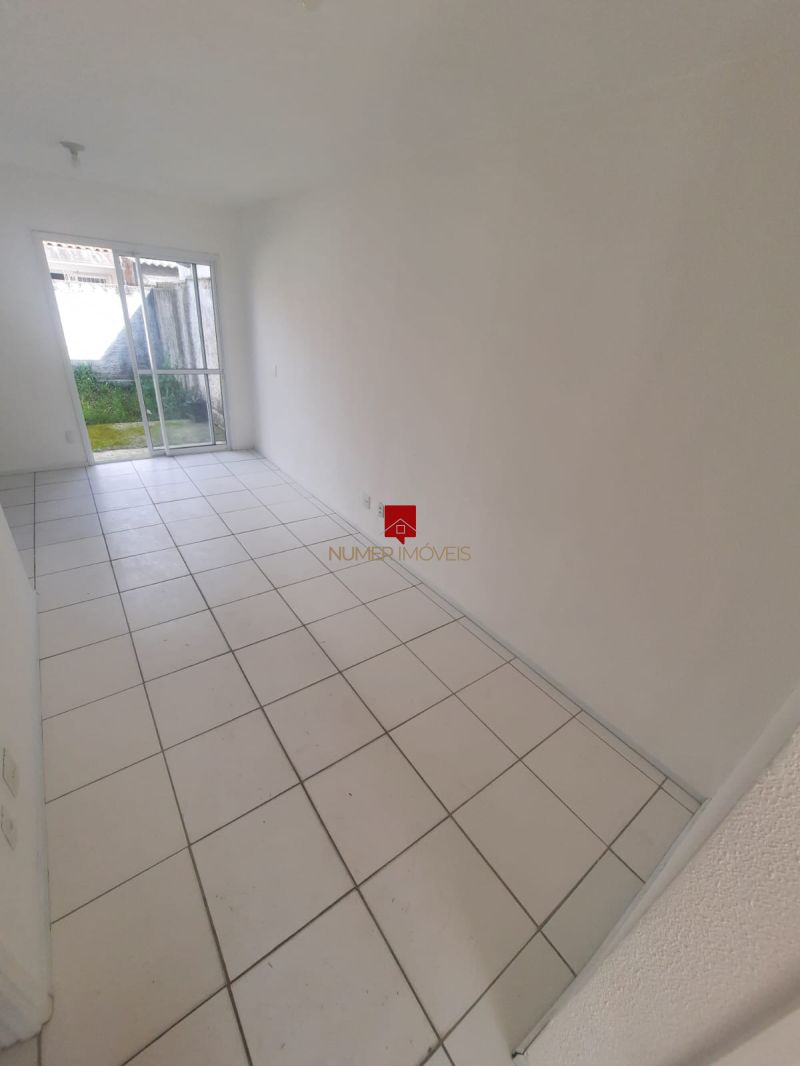 CASA EM CONDOMÍNIO 2DormitÃ³rios no bairro AREAL em PELOTAS