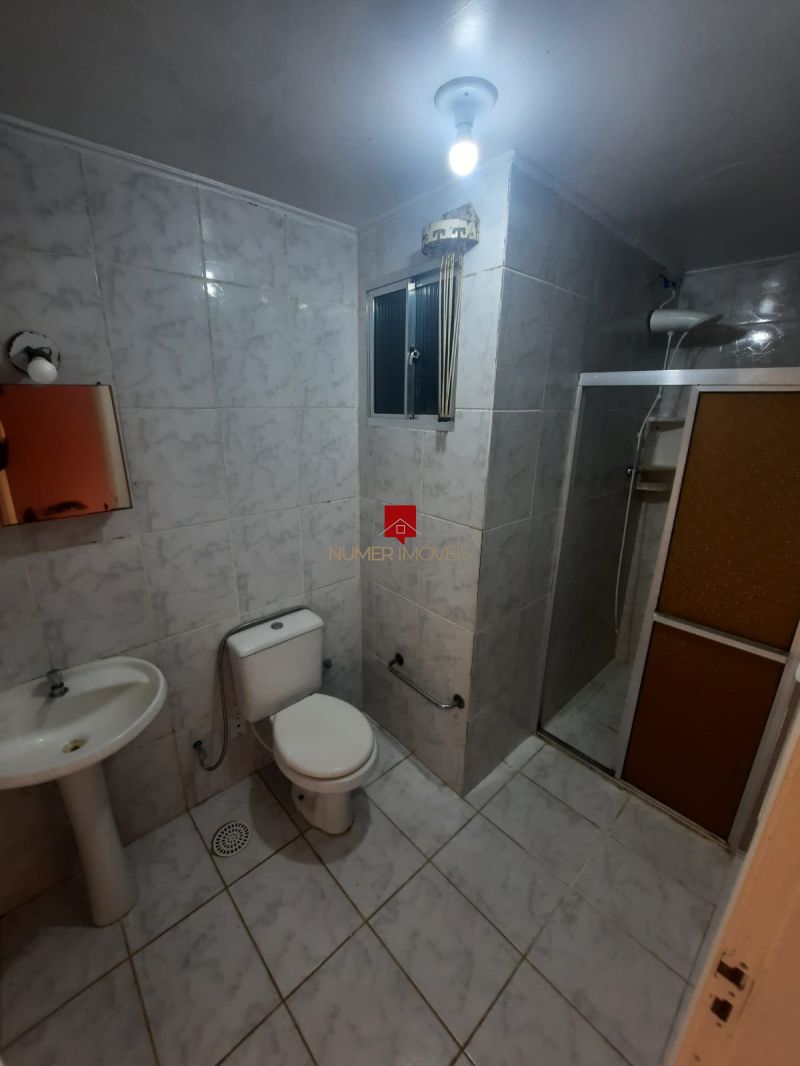 APARTAMENTO 3 DORMITORIOS COM GARAGEM COBERTA