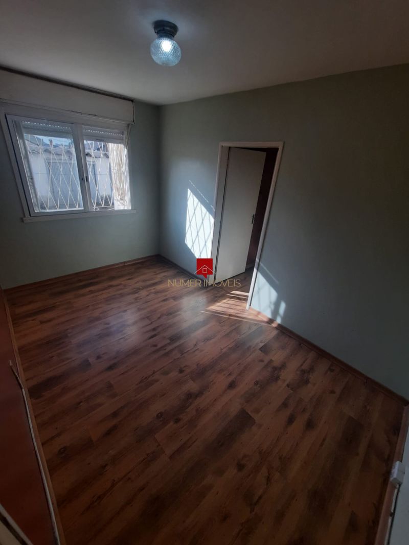 APARTAMENTO 3 DORMITORIOS COM GARAGEM COBERTA