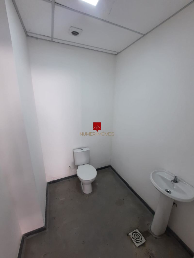 PRÉDIO COMERCIAL no bairro CENTRO em PELOTAS