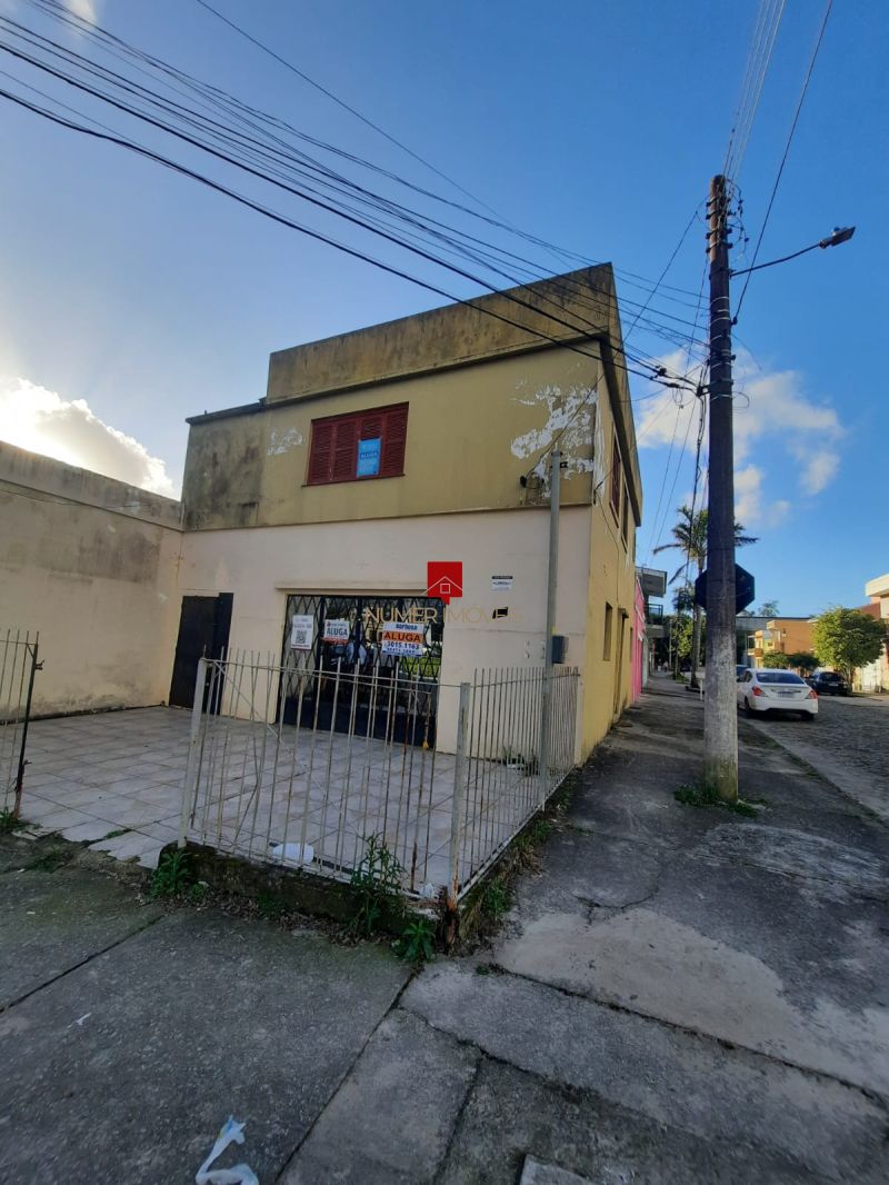 CASA NA DOMINGOS DE ALMEIDA PERTO DA BARONESA