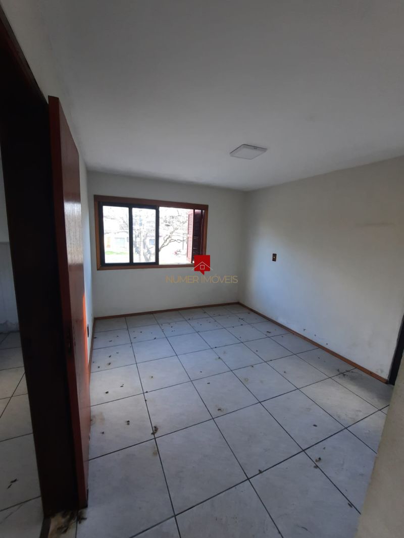 CASA NA DOMINGOS DE ALMEIDA PERTO DA BARONESA