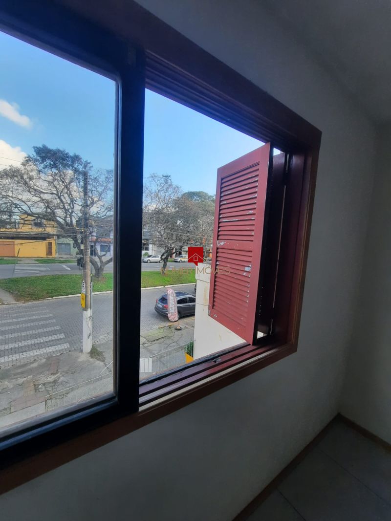 CASA NA DOMINGOS DE ALMEIDA PERTO DA BARONESA