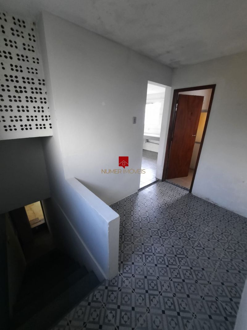 CASA NA DOMINGOS DE ALMEIDA PERTO DA BARONESA
