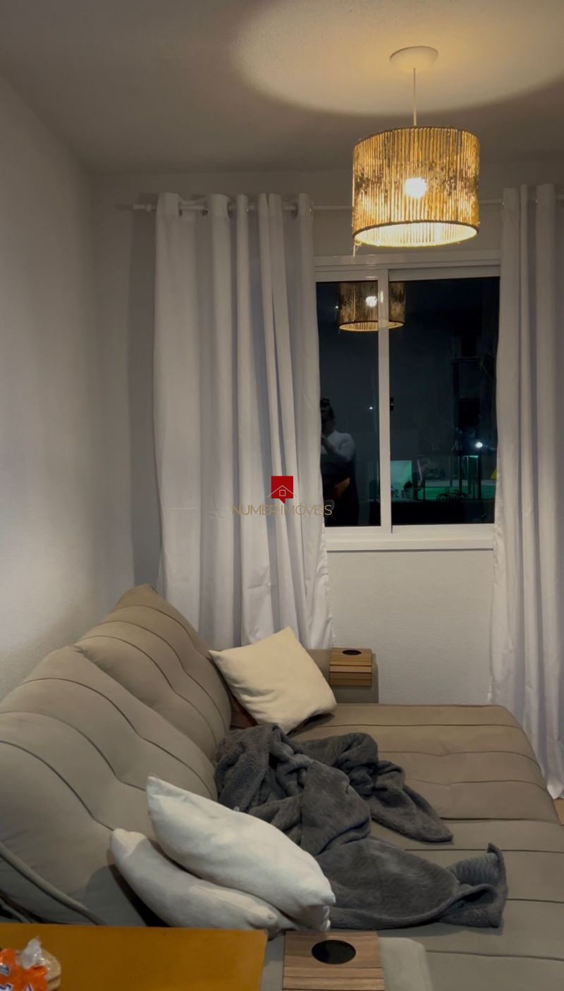 APARTAMENTO SEMIMOBILIADO NO BELLA VITA 