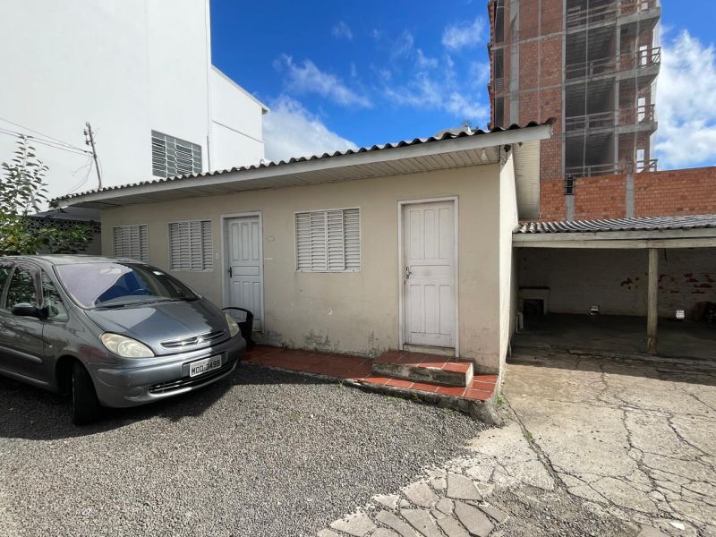 Casa 2 quartos  no bairro CENTRO em LAGES