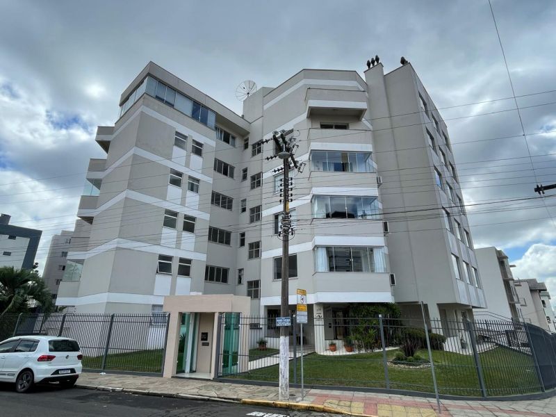Apto 3 quartos  no bairro CENTRO em LAGES