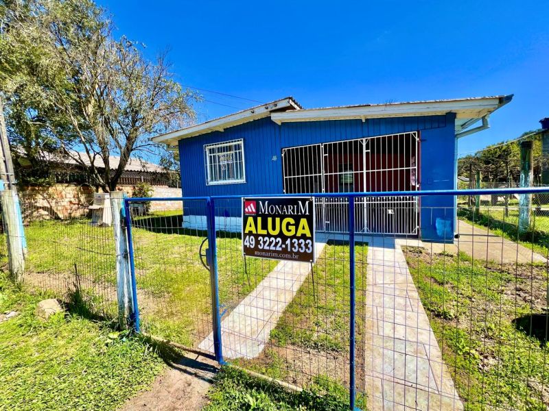 Casa 1 quarto  no bairro SANTA CLARA em LAGES