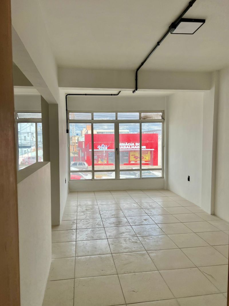 Sala no bairro CORAL em LAGES