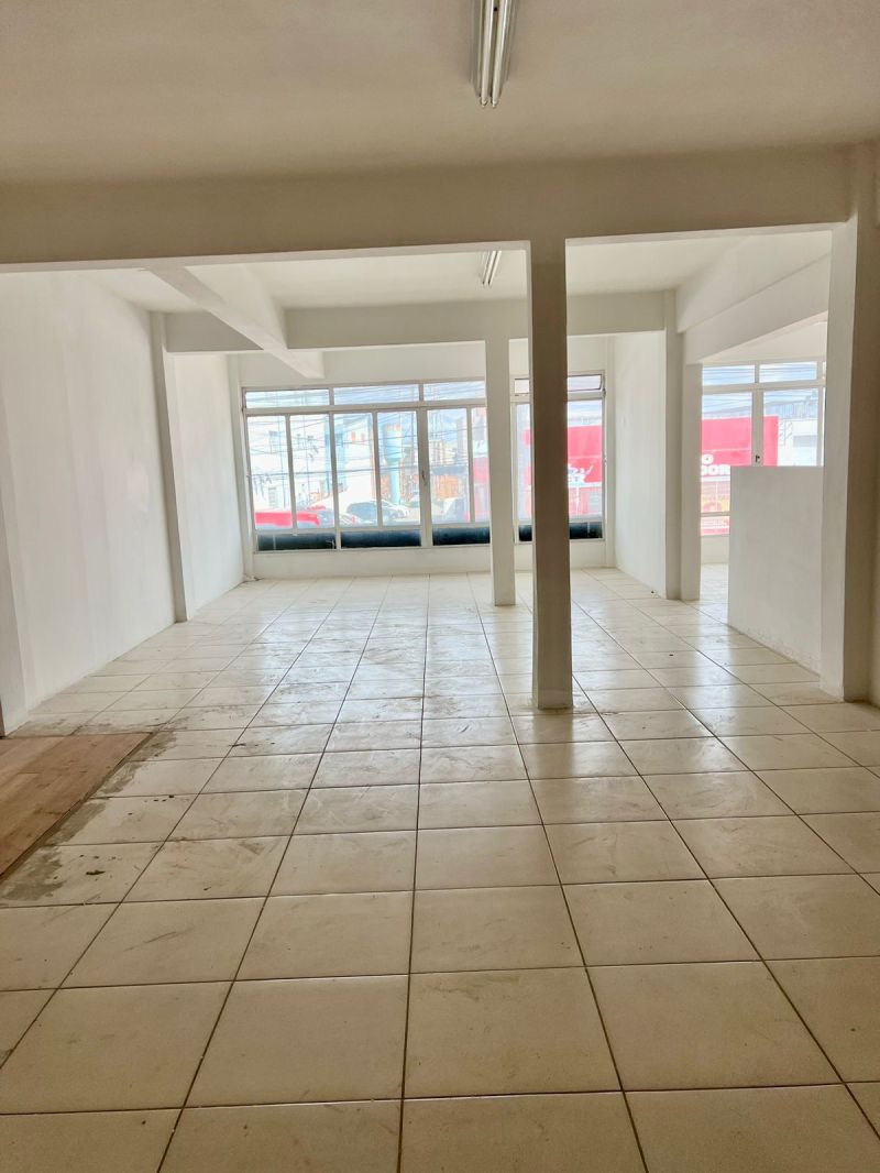 Sala no bairro CORAL em LAGES