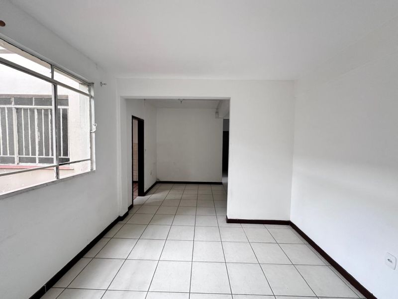 Apto 2 quartos  no bairro CORAL em LAGES