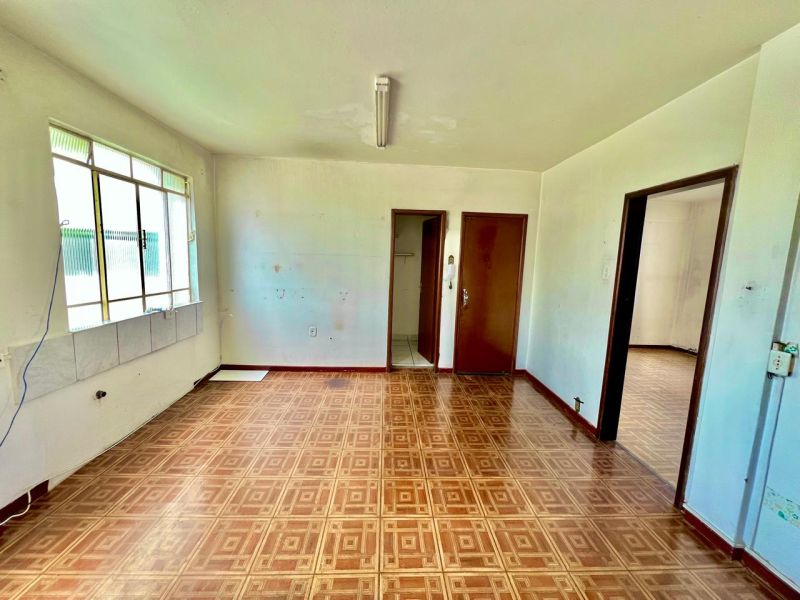 Apto 3 quartos  no bairro CORAL em LAGES