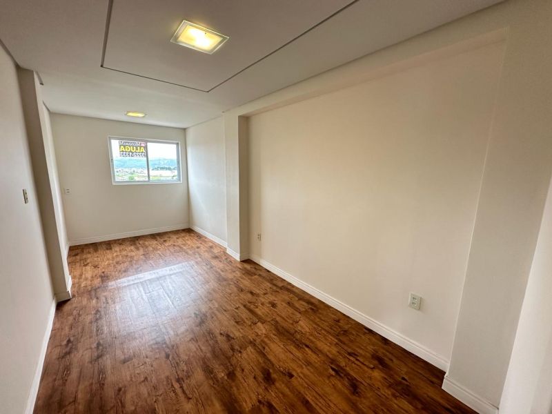 Cobertura 3 quartos  no bairro CENTRO em LAGES