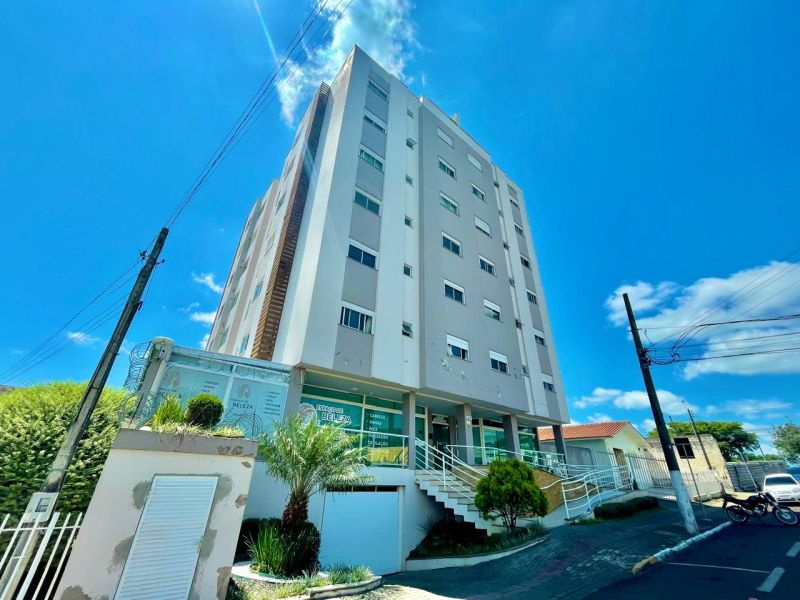 Cobertura 3 quartos  no bairro CENTRO em LAGES