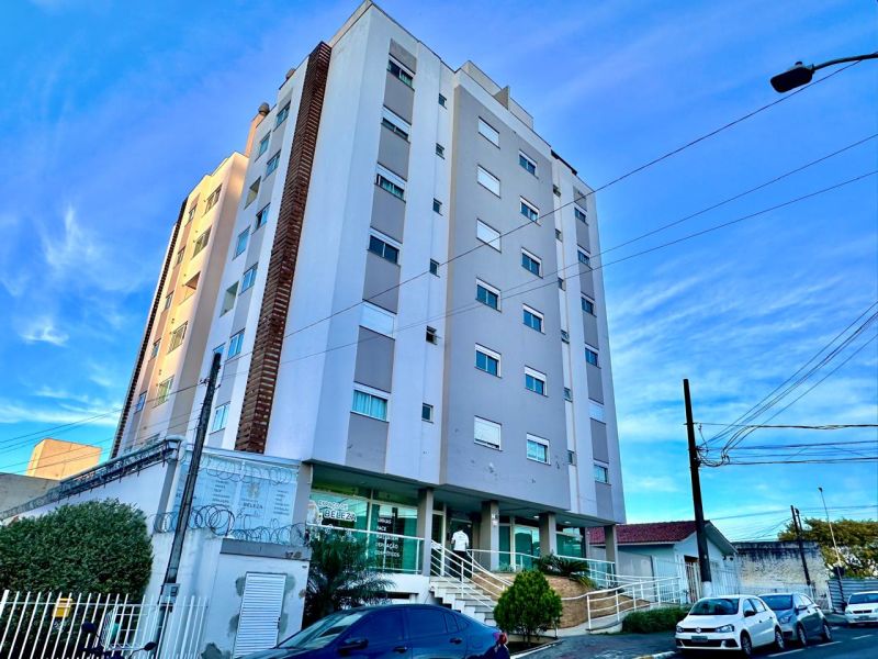 Apto 2 quartos  no bairro CENTRO em LAGES