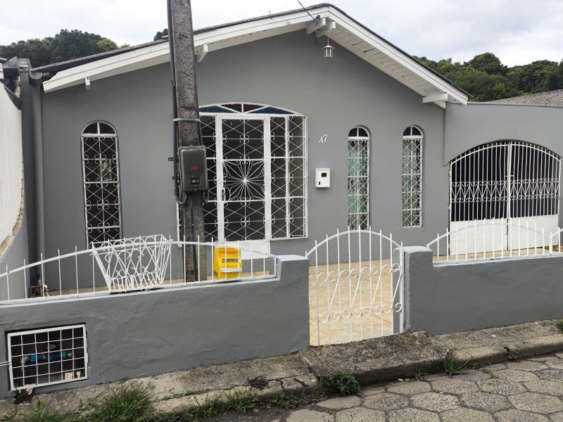 Casa 3 quartos  no bairro PETRÓPOLIS em LAGES