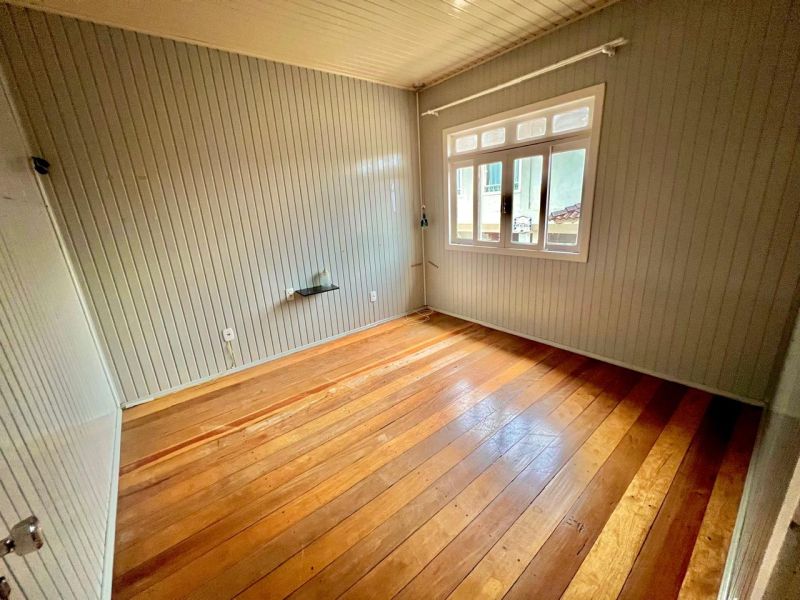Casa 3 quartos  no bairro SÃO CRISTÓVÃO em LAGES