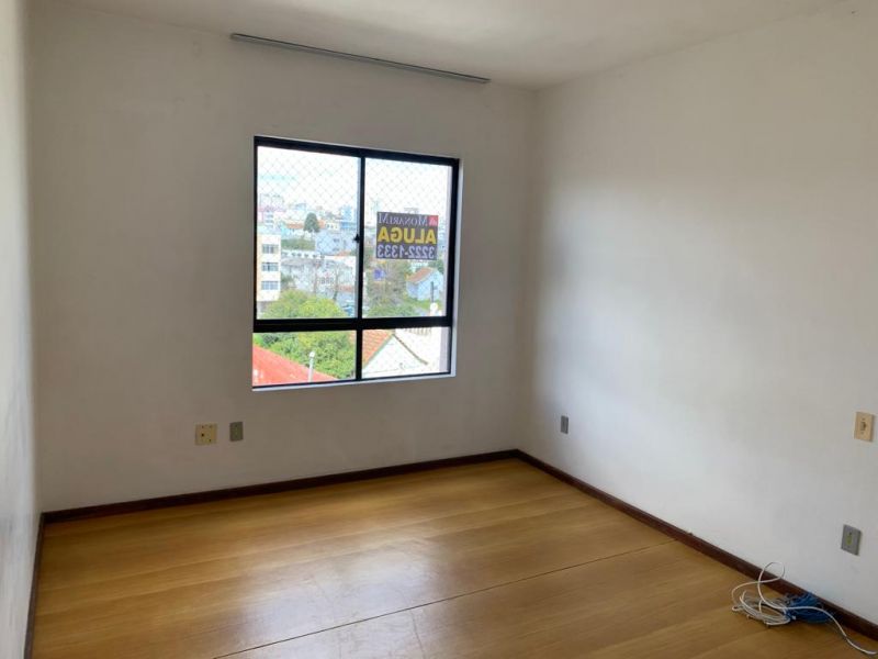 Apto 3 quartos  no bairro CENTRO em LAGES