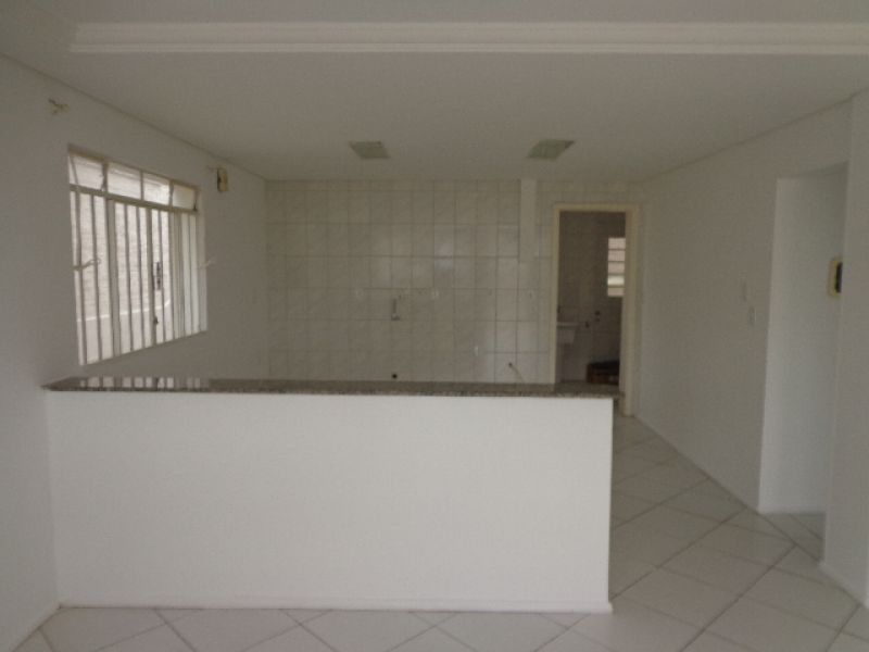 Casa 2 quartos  no bairro CORAL em LAGES