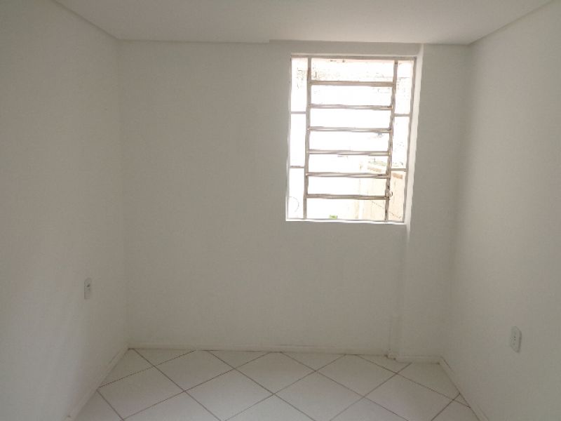 Casa 2 quartos  no bairro CORAL em LAGES