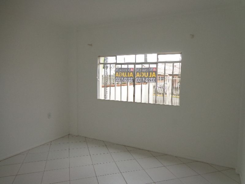 Casa 2 quartos  no bairro CORAL em LAGES