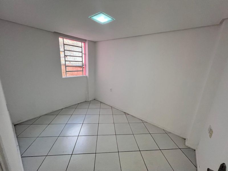Casa 2 quartos  no bairro CORAL em LAGES