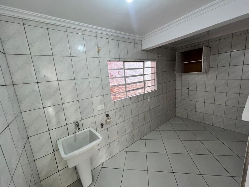Casa 2 quartos  no bairro CORAL em LAGES