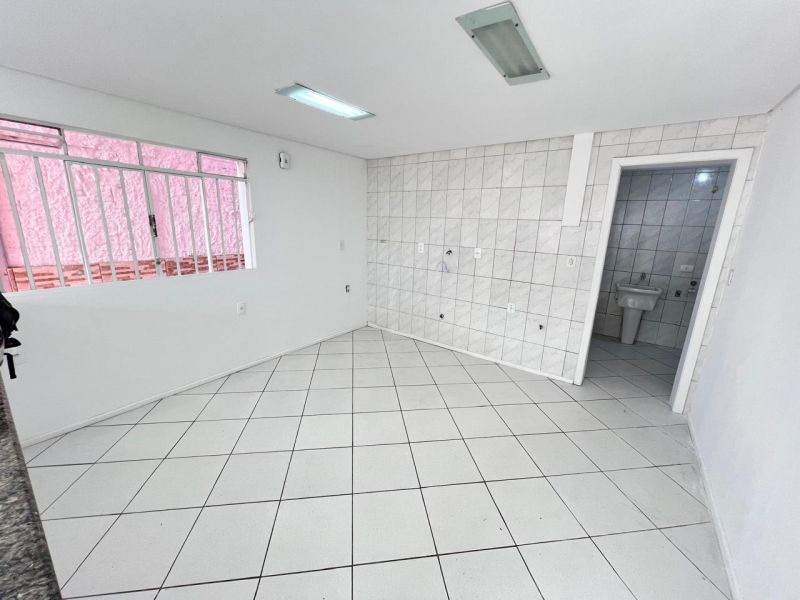 Casa 2 quartos  no bairro CORAL em LAGES