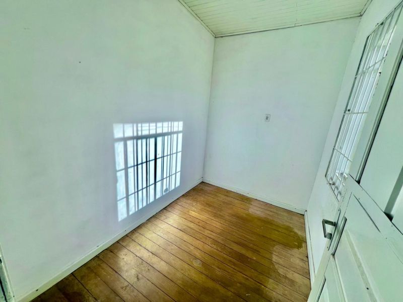 Casa 4 quartos  no bairro CENTRO em LAGES