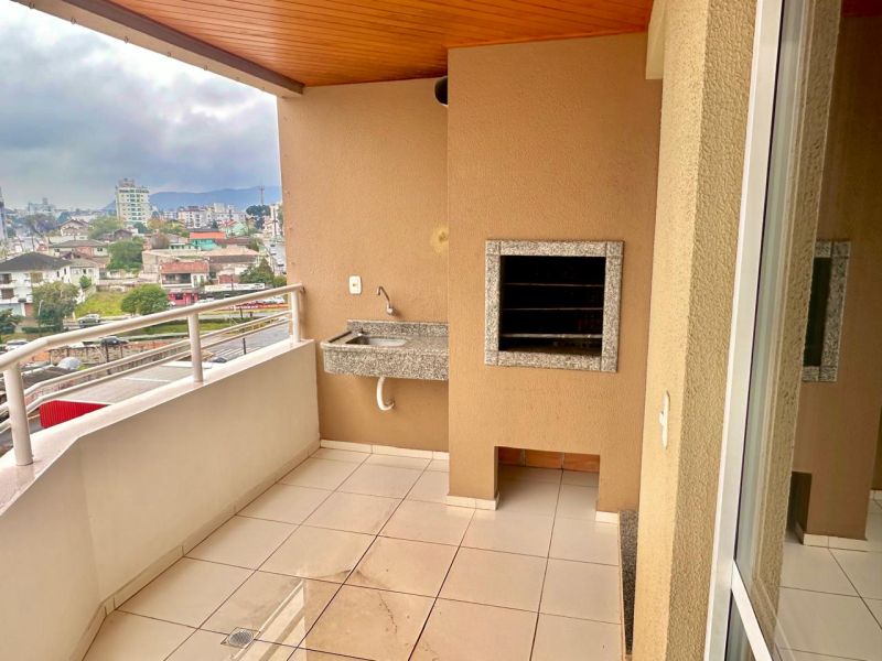 Apto 2 quartos  no bairro CENTRO em LAGES