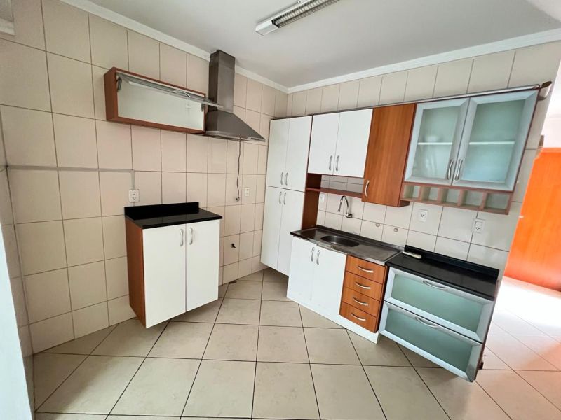 Apto 2 quartos  no bairro CENTRO em LAGES