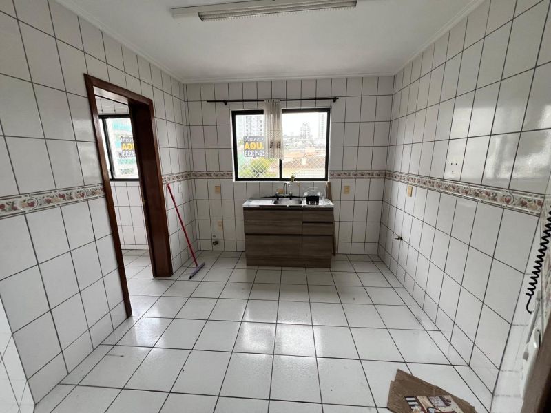 Apto 3 quartos  no bairro CENTRO em LAGES