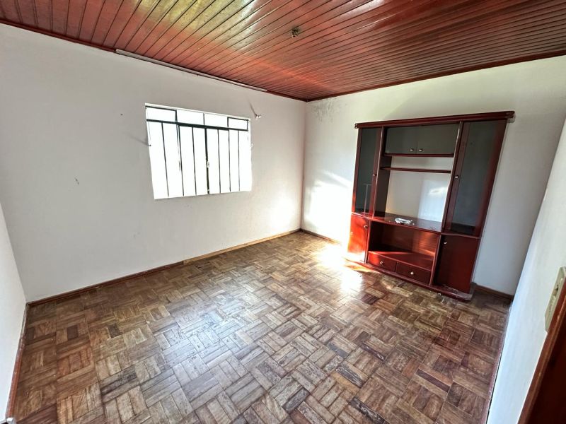 Casa 4 quartos  no bairro MARIA LUIZA em LAGES
